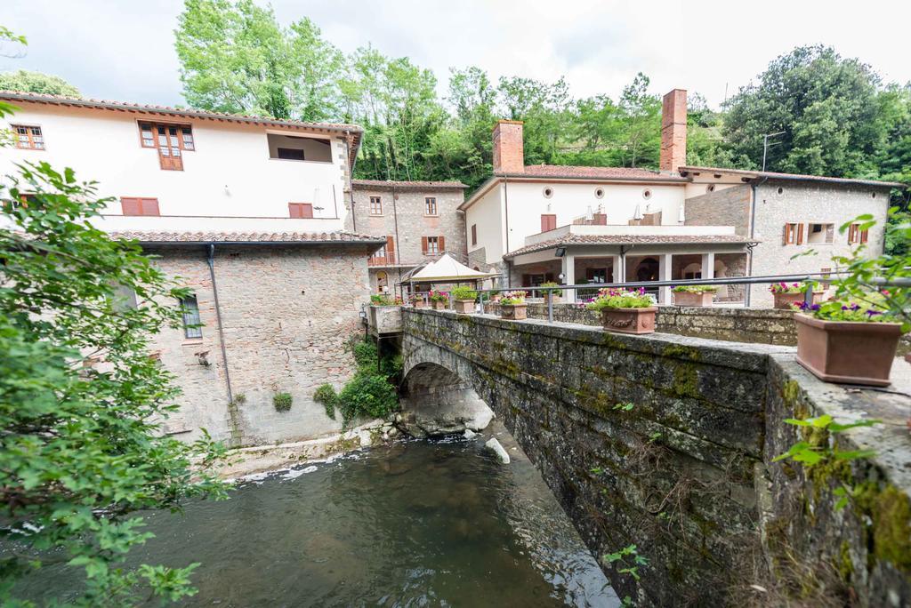 Residence Ristorante La Ferriera Loro Ciuffenna Eksteriør billede