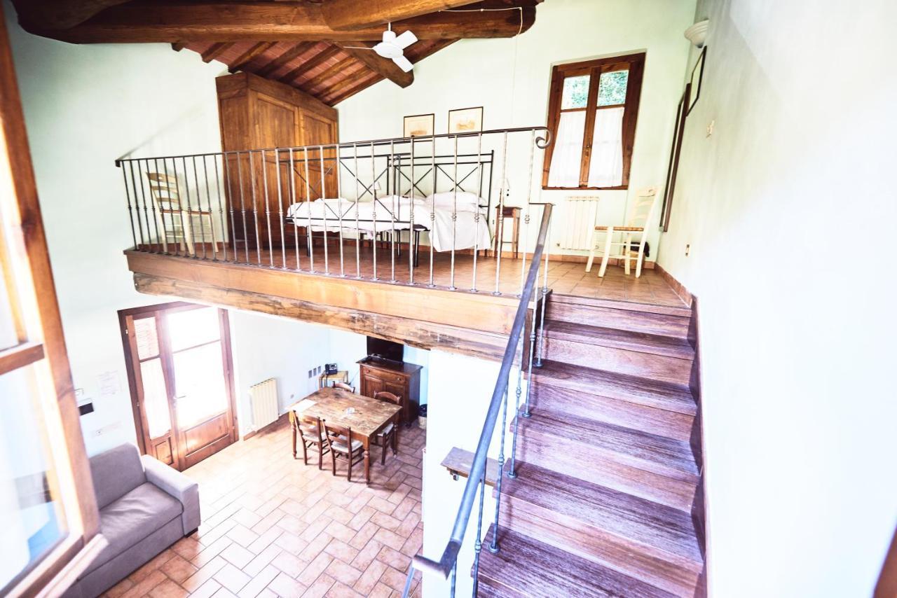 Residence Ristorante La Ferriera Loro Ciuffenna Eksteriør billede